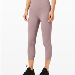 Lululemon Wunder Under High Rise crop pants 23”